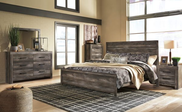 Wynnlow King Panel Bed with Mirrored Dresser, Chest and Nightstand in Gray Online Hot Sale