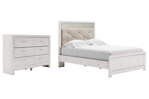 Altyra Full Panel Bed with Dresser in White For Sale